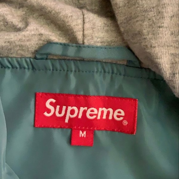 Supreme windbreaker hoodie - Picture 2 of 2